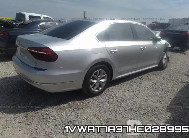 1VWAT7A37HC028995_4.webp
