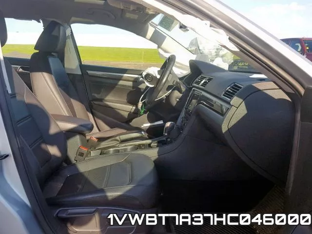 1VWBT7A37HC046000_5.webp