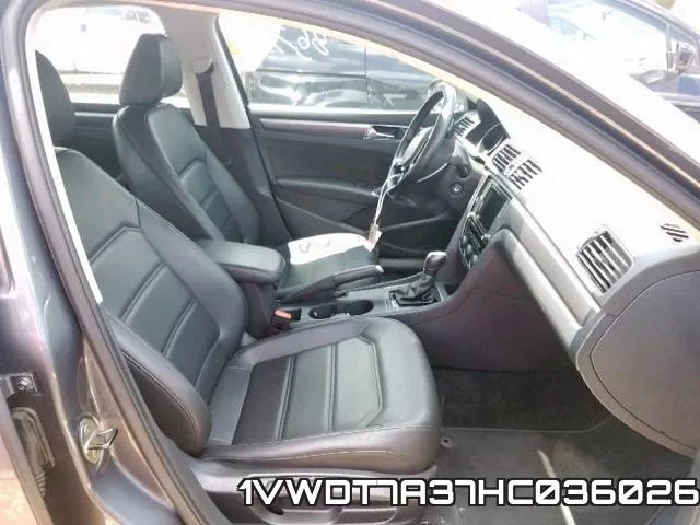 1VWDT7A37HC036026_5.webp