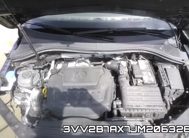 3VV2B7AX7JM206326_10.webp