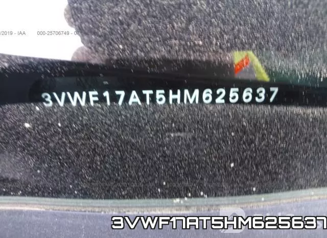 3VWF17AT5HM625637_9.webp