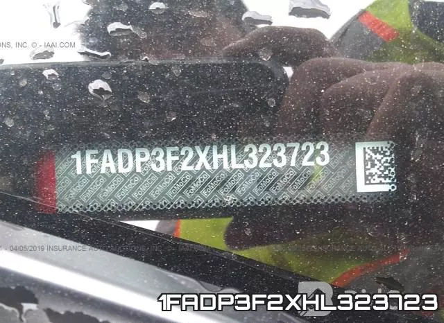 1FADP3F2XHL323723_9.webp