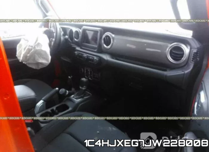 1C4HJXEG7JW228008_5.webp