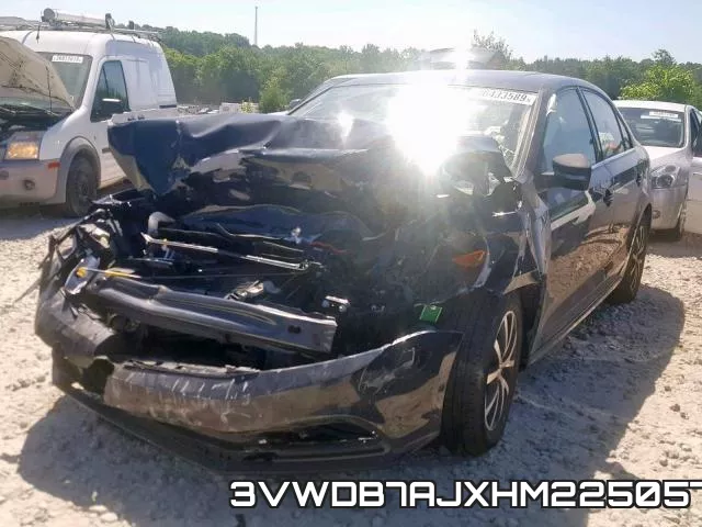 3VWDB7AJXHM225057_2.webp