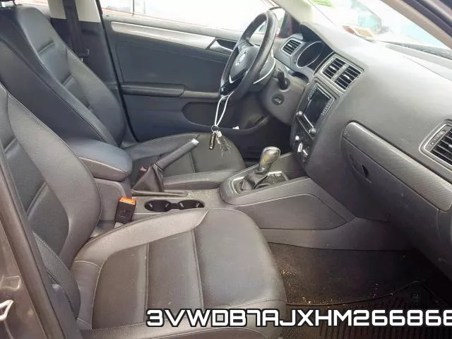 3VWDB7AJXHM266868_5.webp
