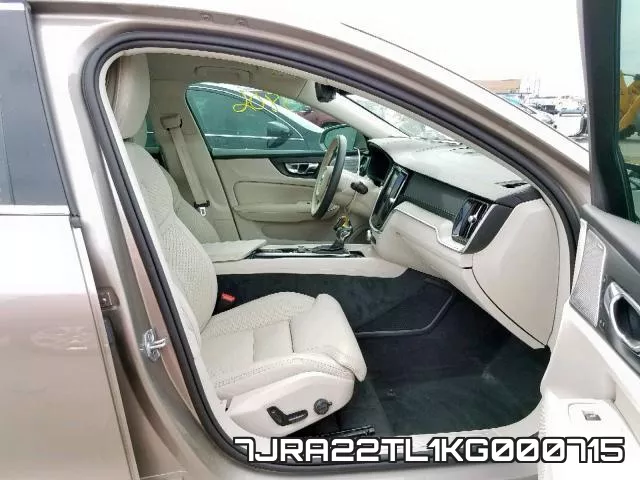 7JRA22TL1KG000715_5.webp