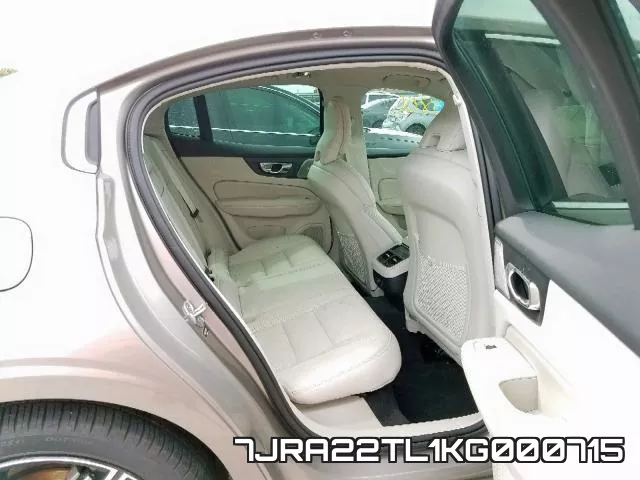 7JRA22TL1KG000715_6.webp