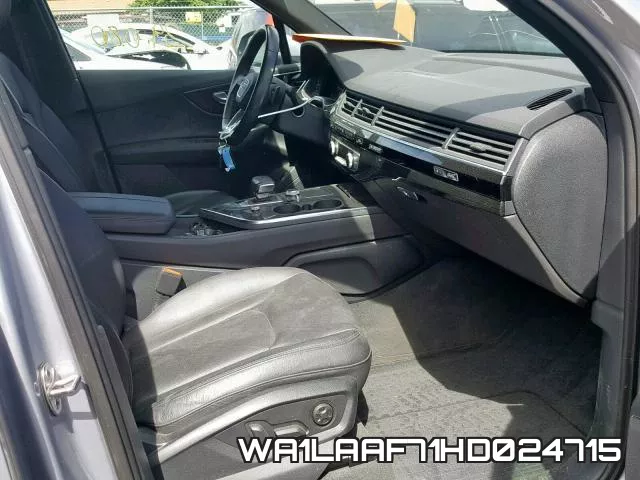 WA1LAAF71HD024715_5.webp