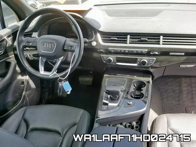 WA1LAAF71HD024715_9.webp