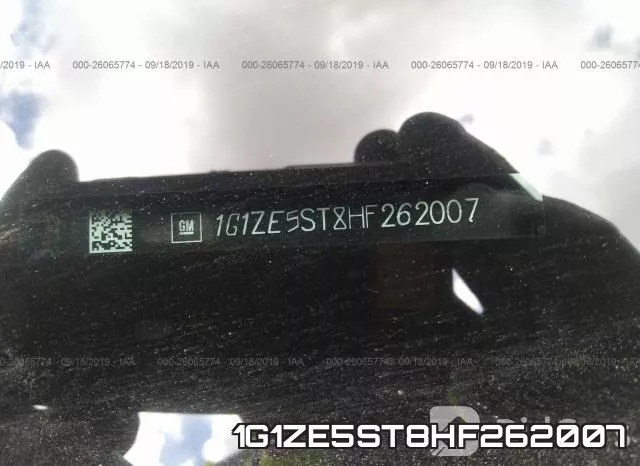 1G1ZE5ST8HF262007