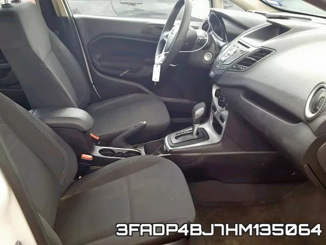 3FADP4BJ7HM135064_5.webp