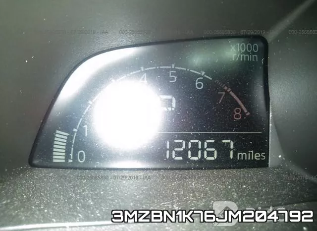 3MZBN1K76JM204792_7.webp
