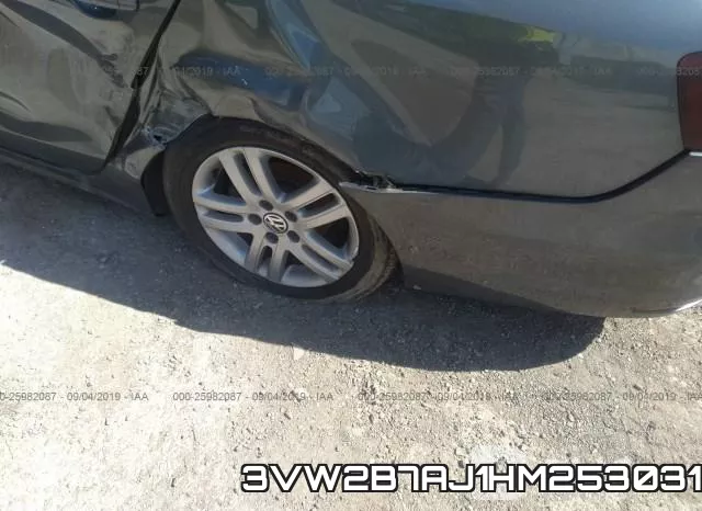 3VW2B7AJ1HM253031_6.webp