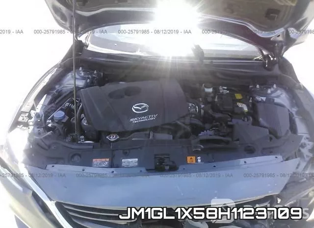 JM1GL1X58H1123709_10.webp