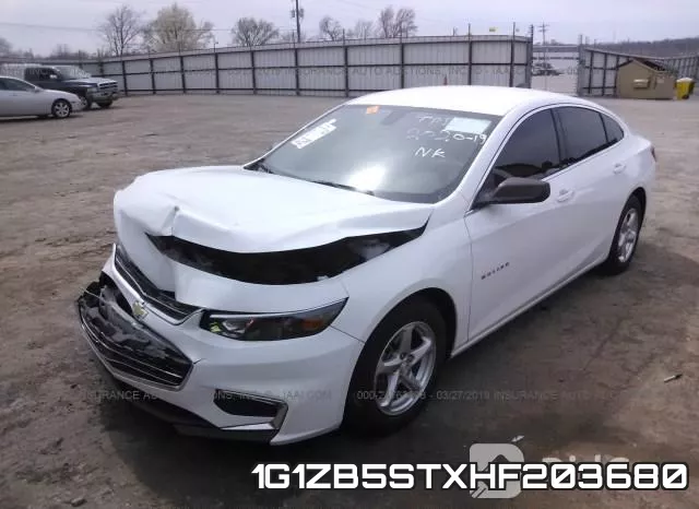 1G1ZB5STXHF203680_2.webp
