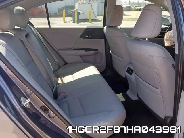 1HGCR2F87HA043981_6.webp