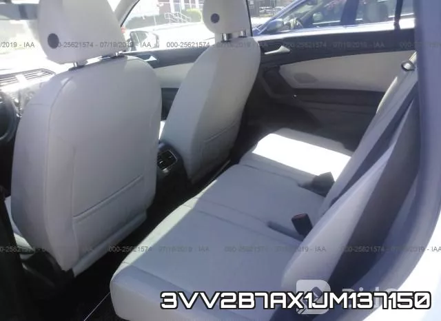 3VV2B7AX1JM137150_8.webp