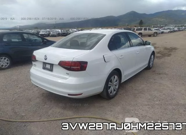3VW2B7AJ0HM225737_4.webp