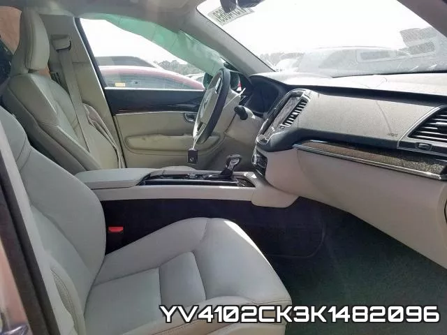 YV4102CK3K1482096_5.webp