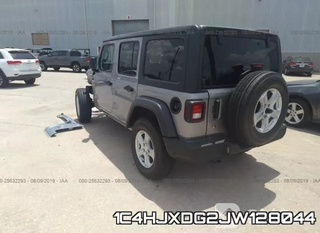 1C4HJXDG2JW128044_3.webp