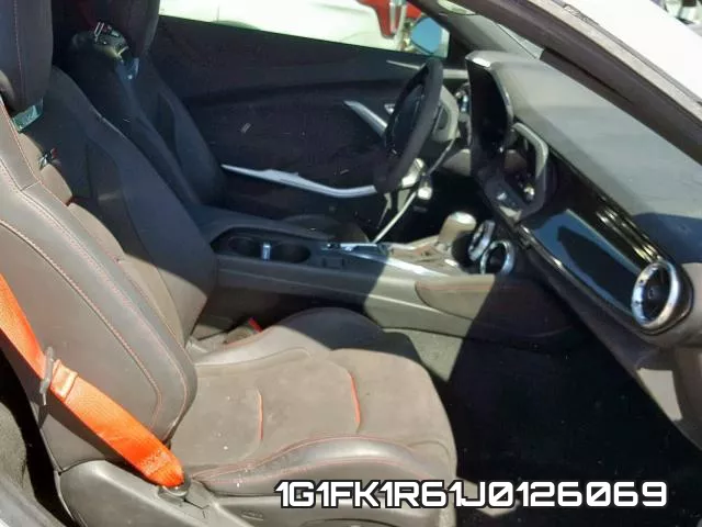 1G1FK1R61J0126069_5.webp