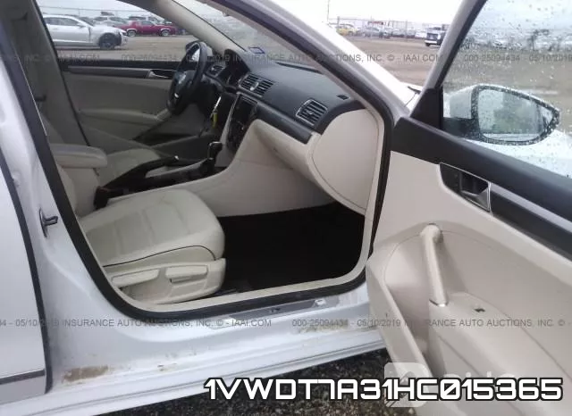 1VWDT7A31HC015365_5.webp