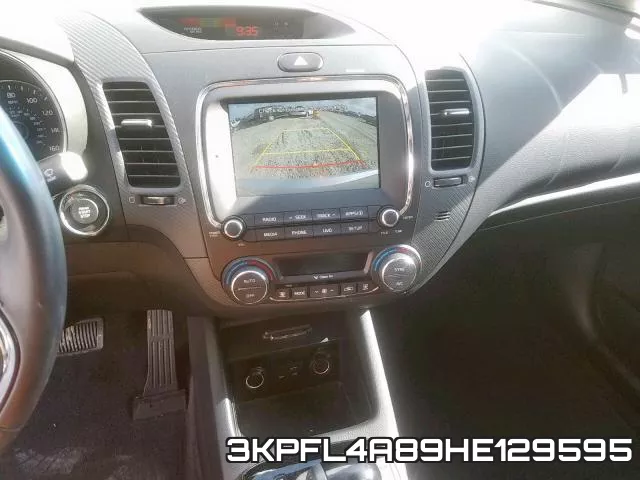 3KPFL4A89HE129595_9.webp