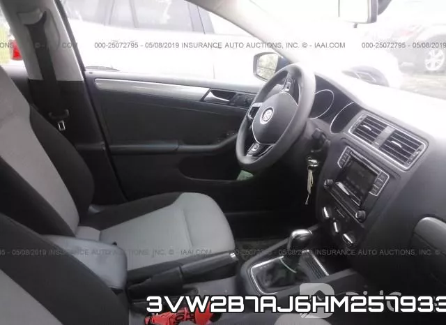 3VW2B7AJ6HM257933_5.webp