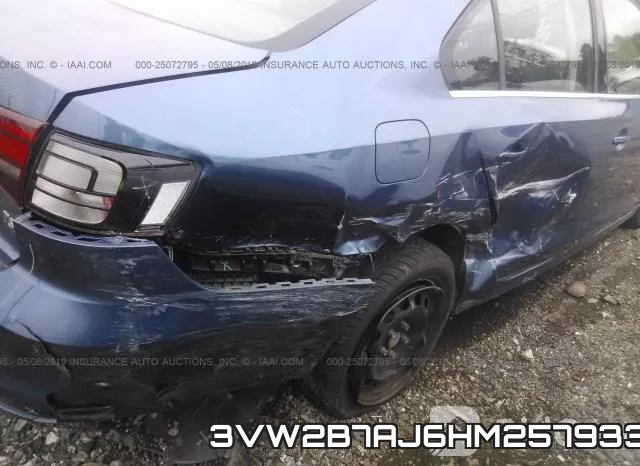 3VW2B7AJ6HM257933_6.webp
