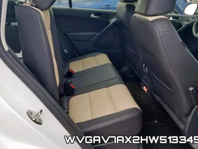 WVGAV7AX2HW513345_6.webp