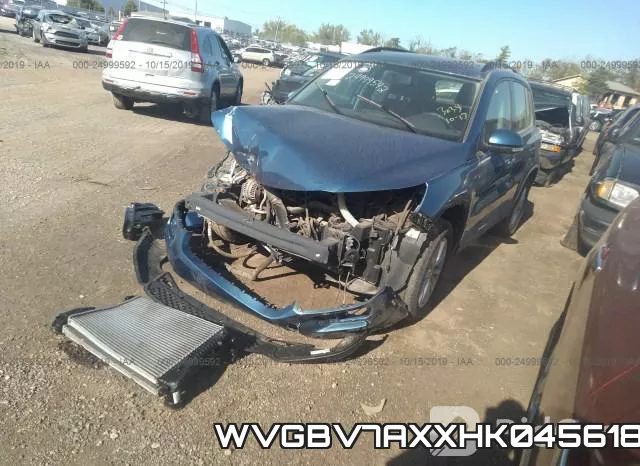 WVGBV7AXXHK045618_2.webp