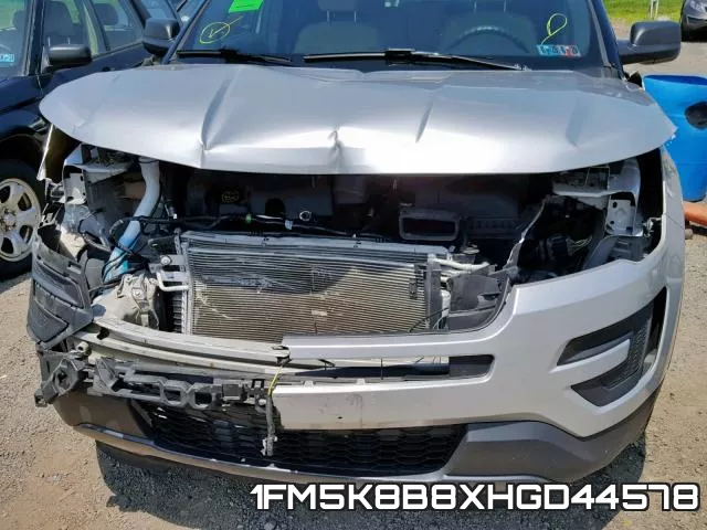 1FM5K8B8XHGD44578_9.webp