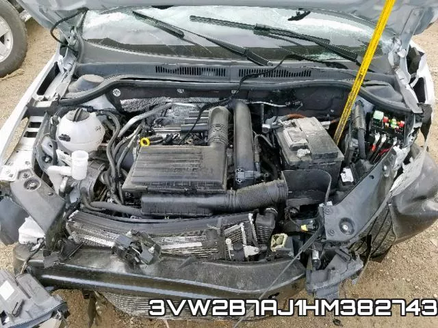 3VW2B7AJ1HM382743_7.webp