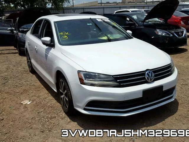 3VWDB7AJ5HM329696_1.webp