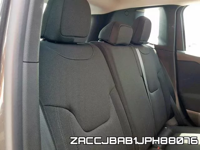 ZACCJBAB1JPH88076_6.webp