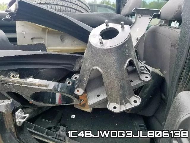 1C4BJWDG3JL806138_6.webp