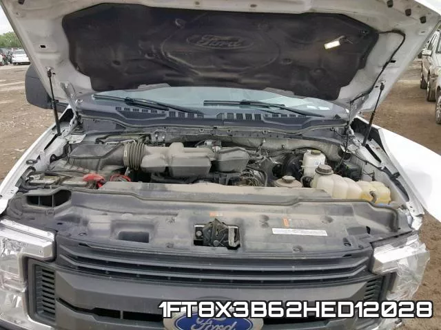 1FT8X3B62HED12028_7.webp