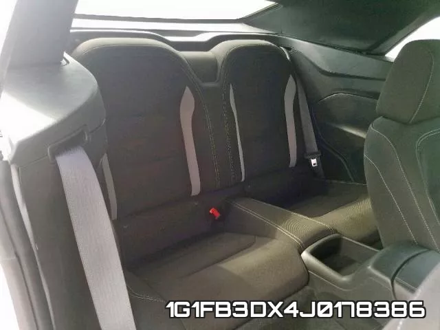1G1FB3DX4J0178386_6.webp