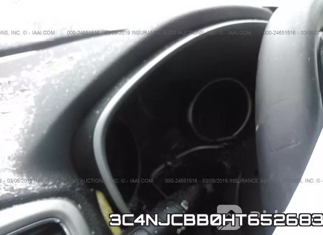3C4NJCBB0HT652683_7.webp