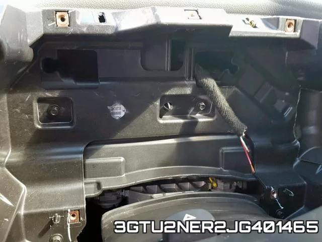 3GTU2NER2JG401465_8.webp