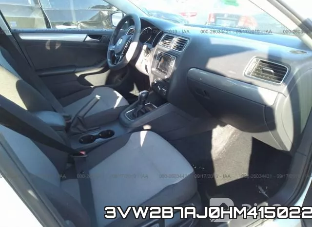 3VW2B7AJ0HM415022_5.webp