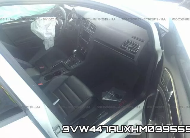 3VW447AUXHM039555_5.webp