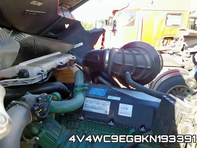 4V4WC9EG8KN193391_7.webp