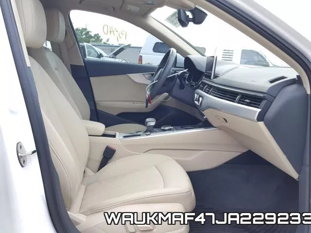 WAUKMAF47JA229233_5.webp
