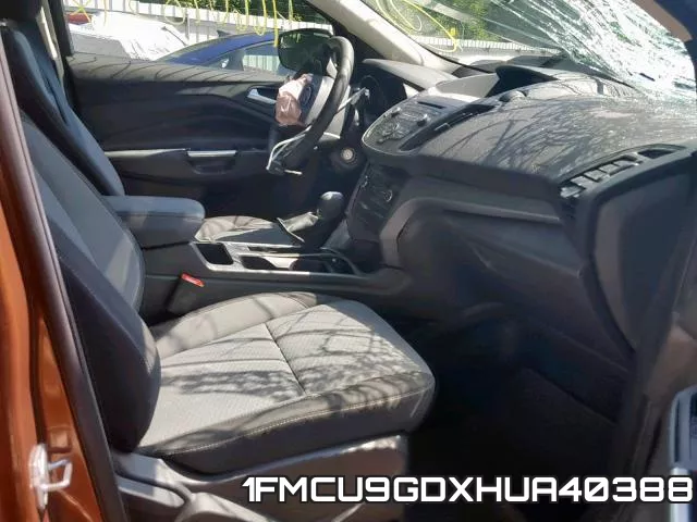 1FMCU9GDXHUA40388_5.webp
