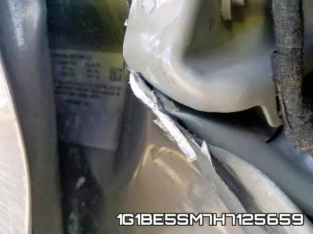 1G1BE5SM7H7125659_10.webp