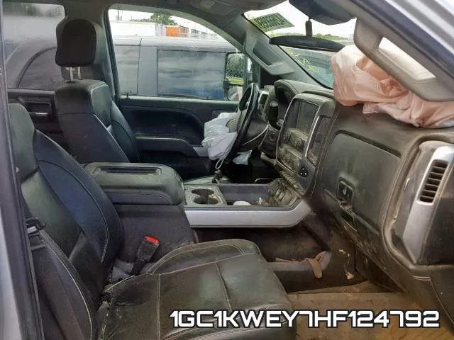 1GC1KWEY7HF124792_5.webp