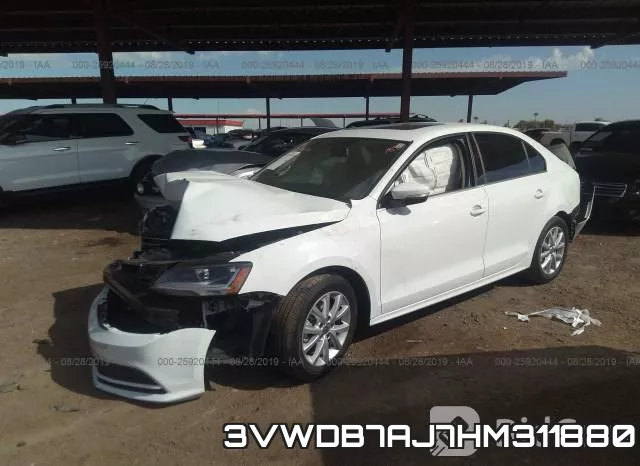 3VWDB7AJ7HM311880_2.webp