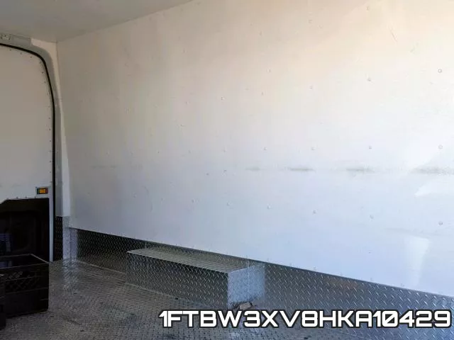 1FTBW3XV8HKA10429_6.webp