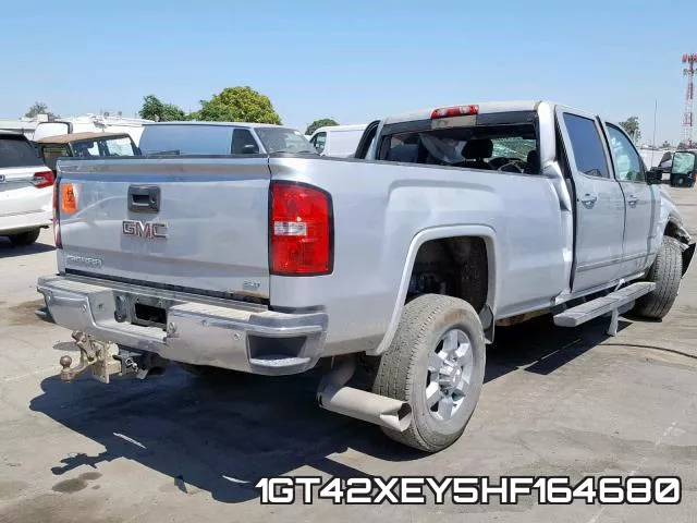 1GT42XEY5HF164680_4.webp